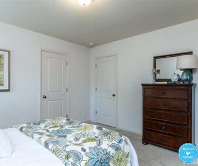 Building Photo - 1208 Haybrook Ln