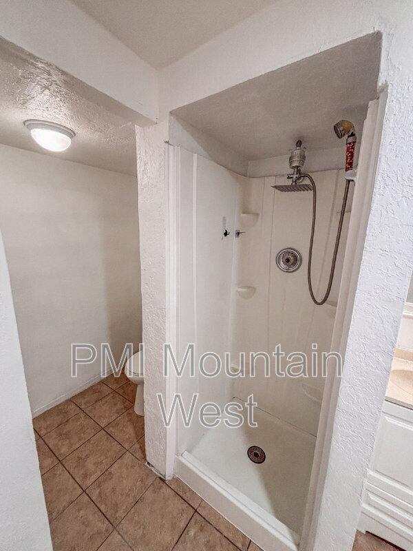 Building Photo - 4675 S 1300 E