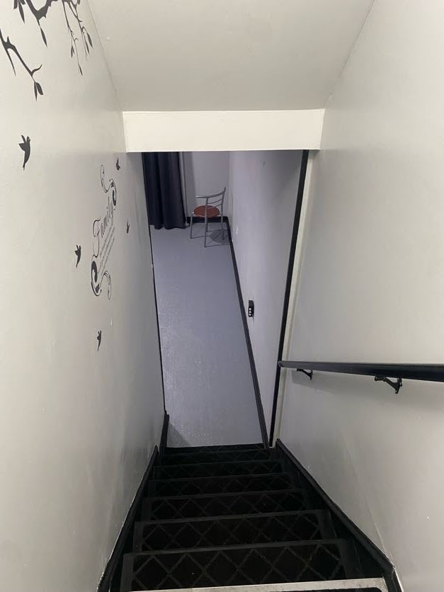 Building Photo - 8446 Willow Glen Ct