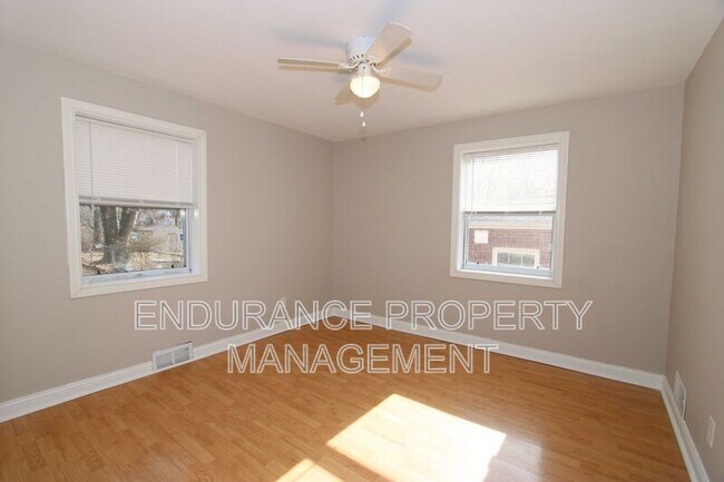 Building Photo - 3970 Roswell Ave