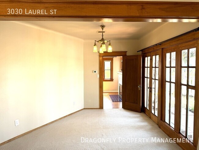 Building Photo - 3030 Laurel St