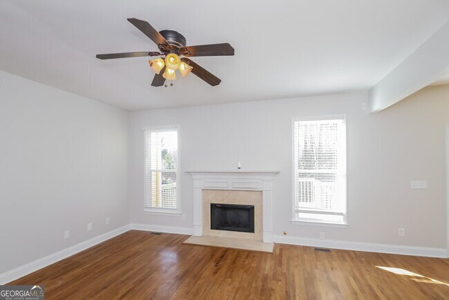 Building Photo - 403 Azalea Cove