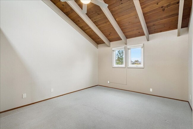 Building Photo - 2063 Whitehall Pl