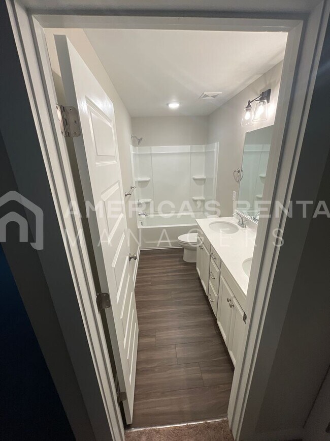 Building Photo - Home for Rent in Oak Grove, AL!!! COMING SOON!