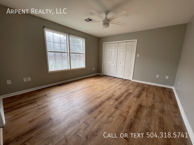 Building Photo - 2121 Montesquieu St