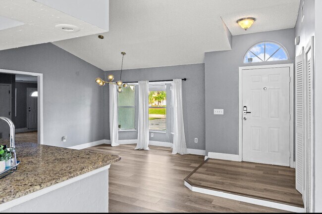 Building Photo - 2230 SE Dill Ln