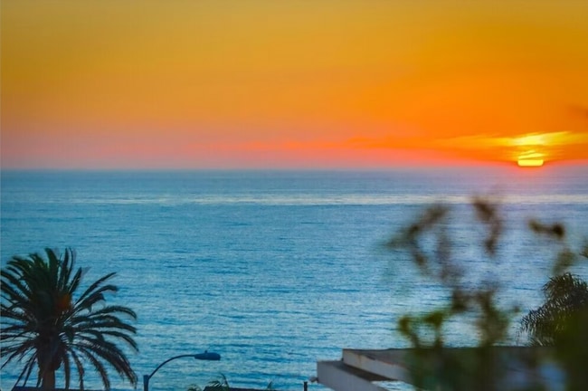 Building Photo - Luxury Bird Rock Retreat | 3BR Oasis w/ Pool, Ocean Views & Walk to Dining! Furnished - Month/Mon...