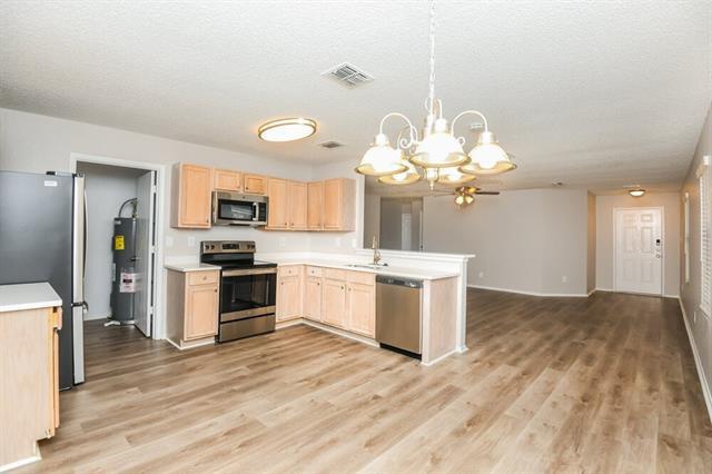 Building Photo - 8725 Hunters Trail