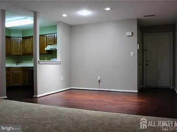 Building Photo - 5219 Ravens Crest Dr