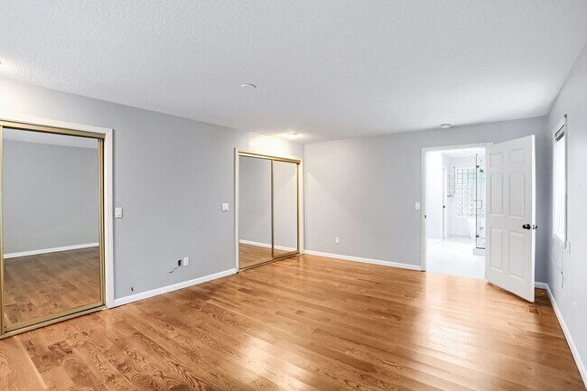 Building Photo - 15050 SW 141st Ave