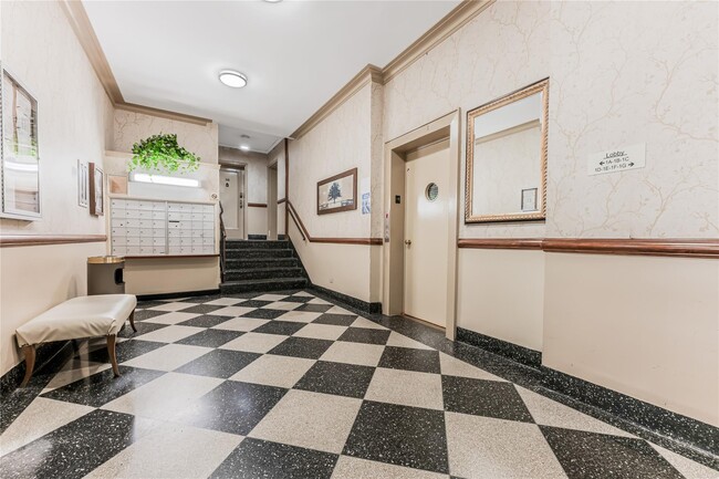 Building Photo - 103-26 68th Ave