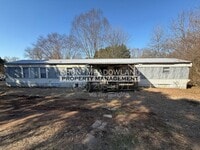 Building Photo - 3040 Samples Rd