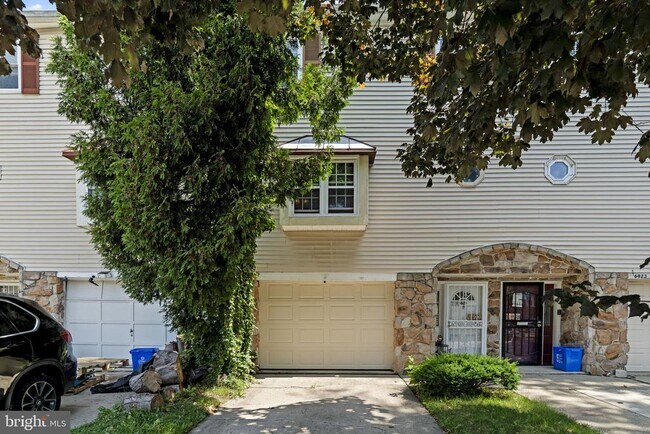 Building Photo - 6925 Sprague St