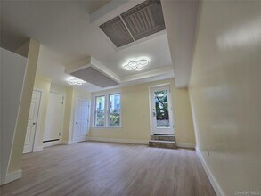 Building Photo - 32-64 45th St