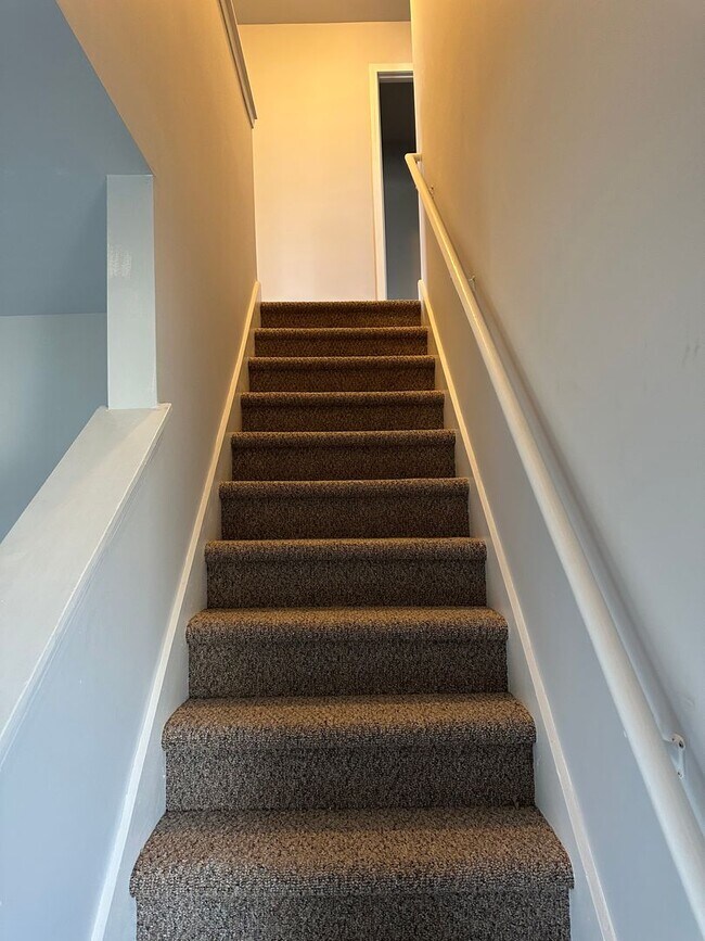 Building Photo - 3182-3184 Shellers Bend