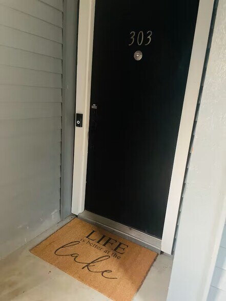 Home Sweet Home - 12500 Melville Dr