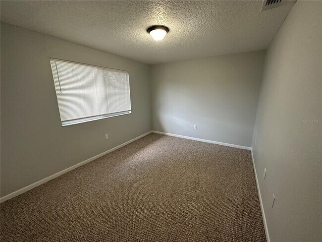 Building Photo - 1835 Bough Ave