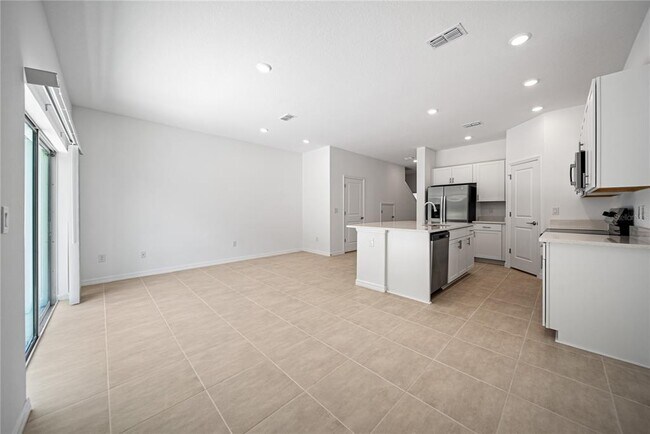 Building Photo - 2085 Hallier Cv