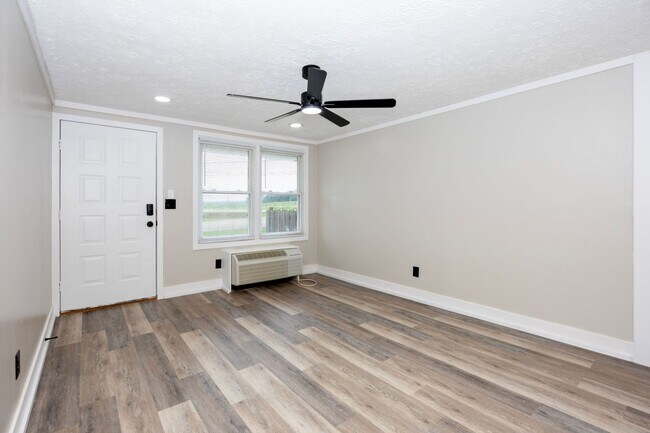 Building Photo - 2506 S Columbus Rd