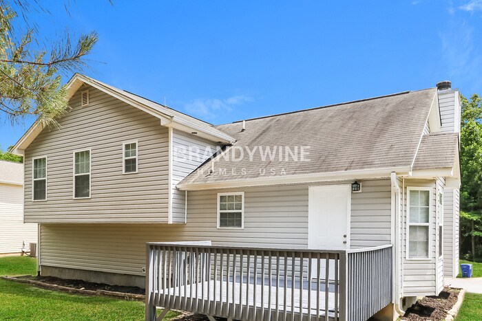 Building Photo - 216 Remington Ct