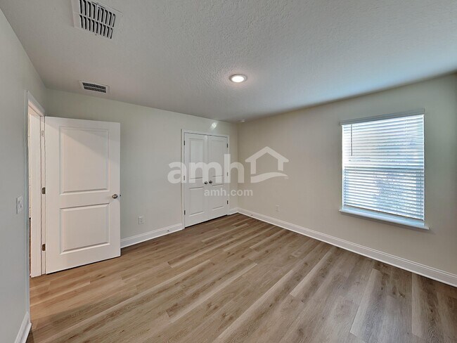 Building Photo - 6111 Little Blf Cir