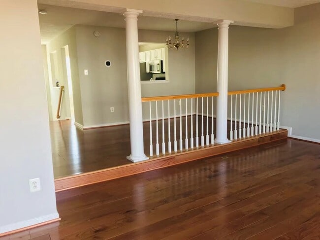 Building Photo - 3227 Halcyon Ct