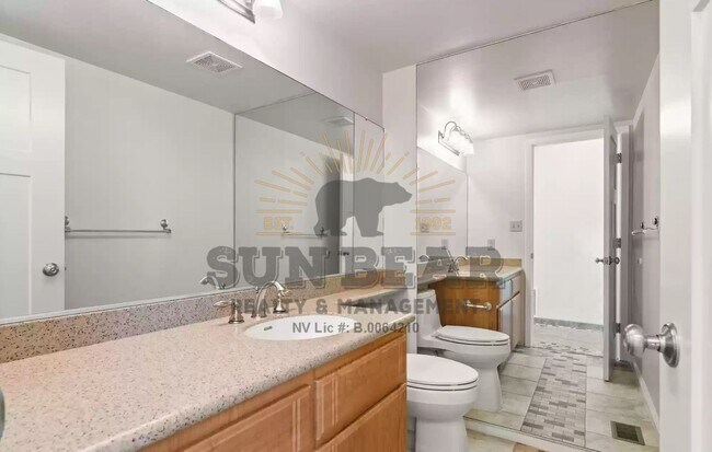 Building Photo - 4 Bedroom in Reno!!!  Great Location!