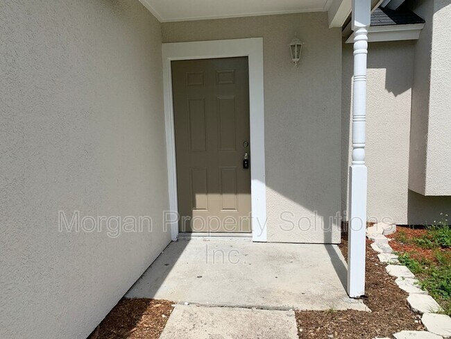 Building Photo - 9981 Triple Crown Cir