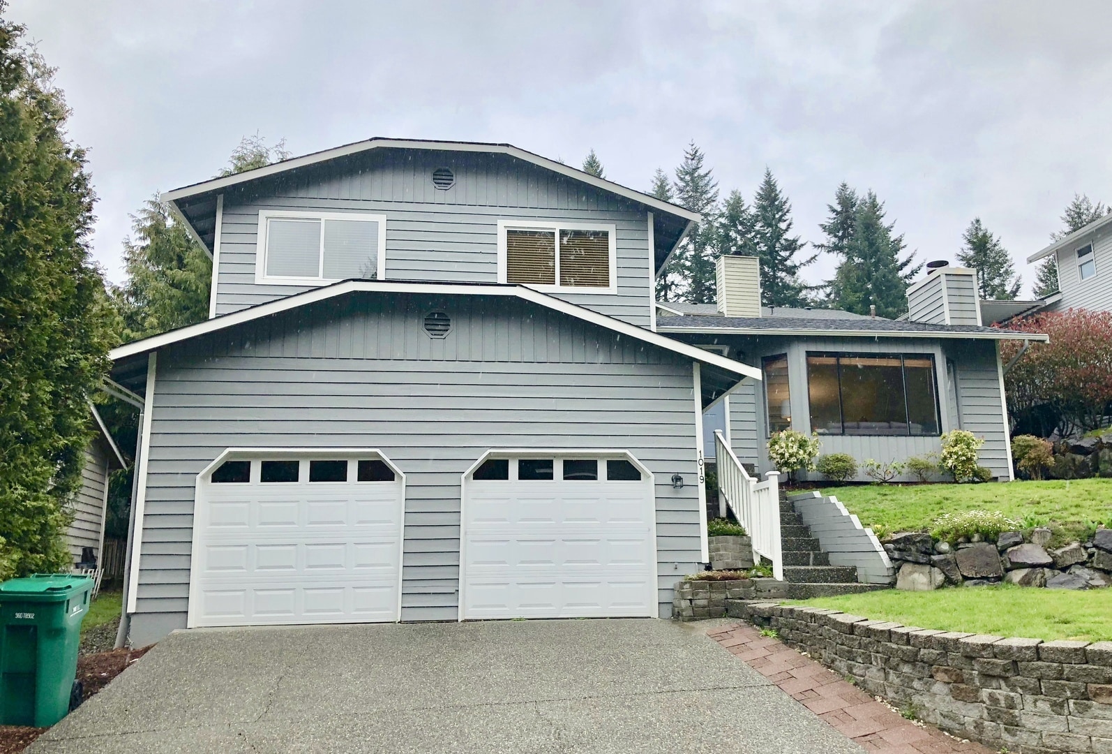 Building Photo - Lynnwood Home (Reduced rent until May 30th)