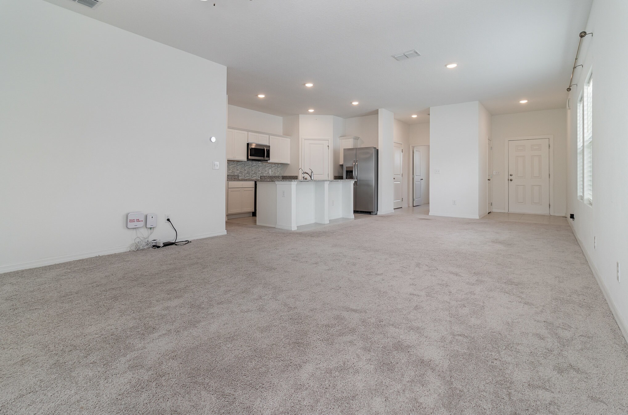 Building Photo - 5876 Bovine Dr