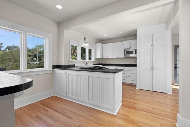 Building Photo - 1648 Camino Del Mar