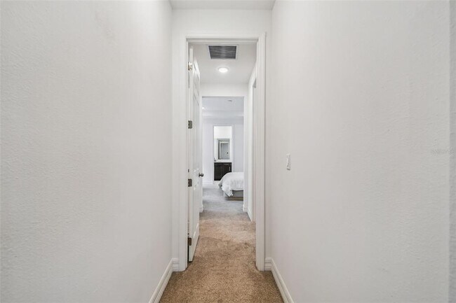 Building Photo - 1845 Is Vlg Wy