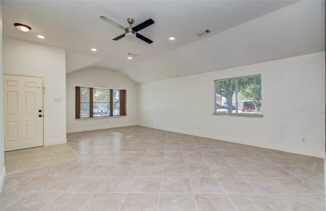 Building Photo - 12846 Sai Baba Dr