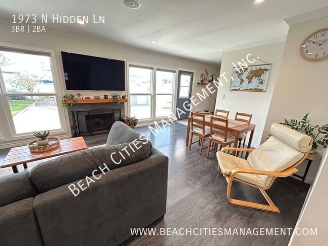 Building Photo - 1973 N Hidden Ln