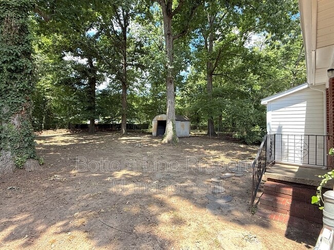 Building Photo - 3905 Tillman Rd
