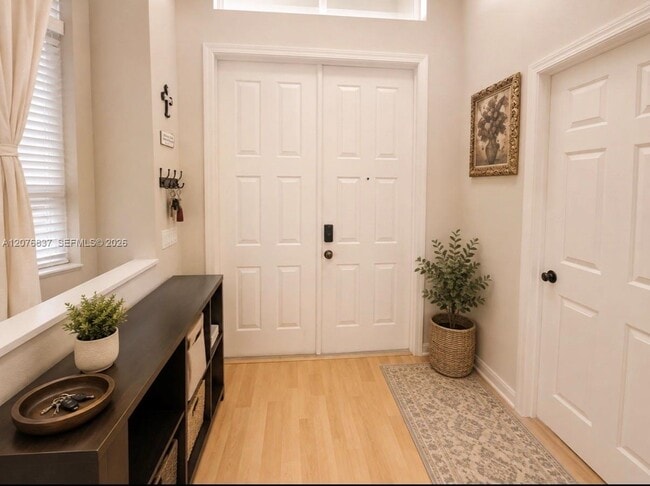 Building Photo - 1213 Skylark Dr