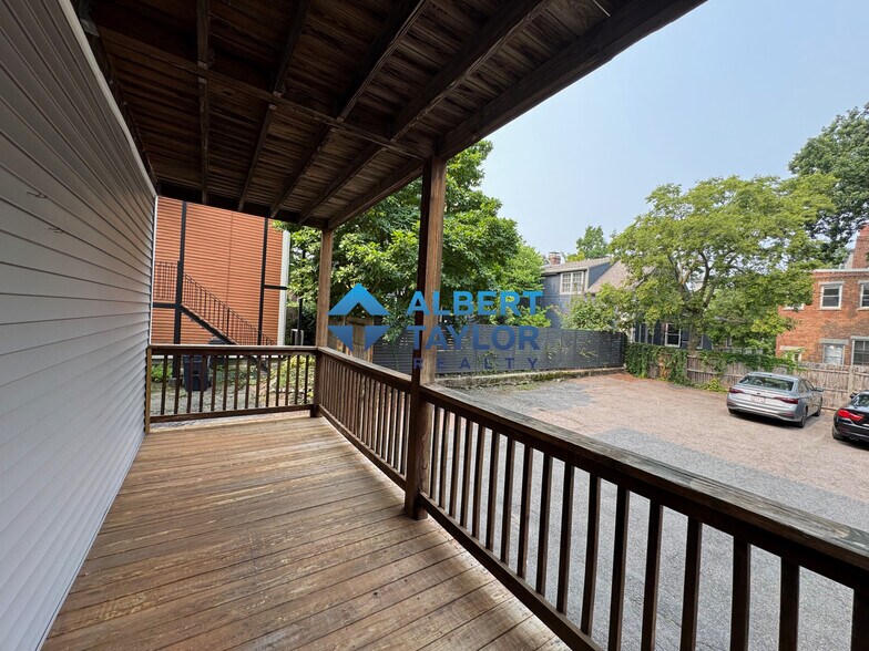 Building Photo - 61 Dana St