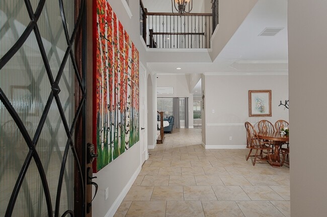 Building Photo - 47 Canoe Bend Dr