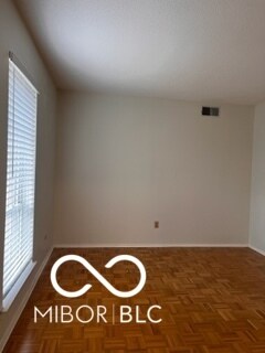 Building Photo - 5522 Greenview Dr