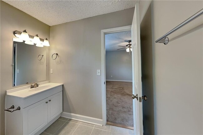 Building Photo - 2330 Post Creek Ct