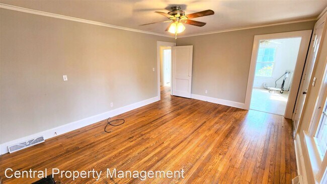 Building Photo - 3 br, 1 bath House - 209 Cumberland Avenue