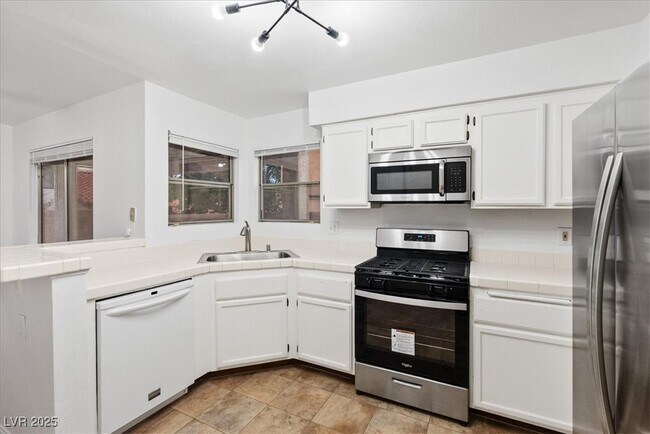 Building Photo - 2559 Kilmaron Cir