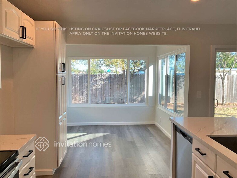 Building Photo - 512 Wood Duck Dr