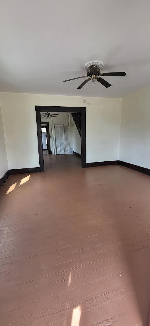 Building Photo - 2 Bedroom Apartment