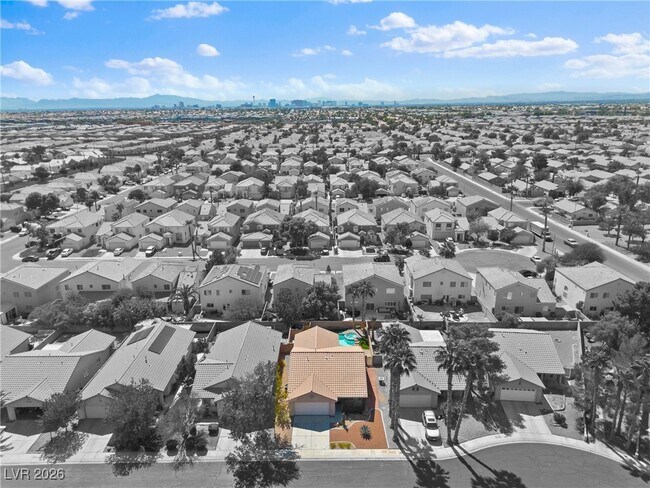 Building Photo - 2117 Marathon Keys Ave