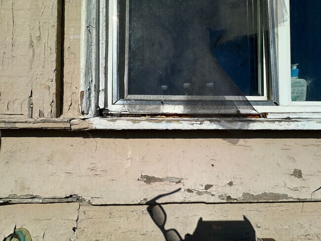 Building Photo - La Habra Duplex