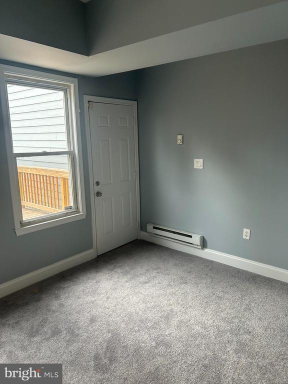 Building Photo - 1169 Morse St NE