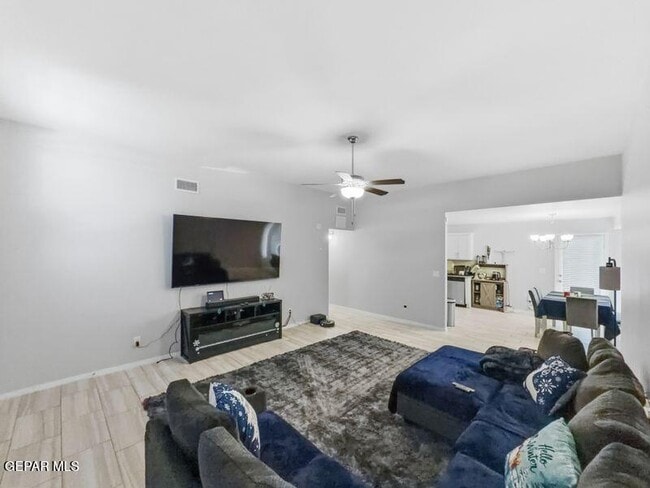 Building Photo - 13828 Summer Story Ave