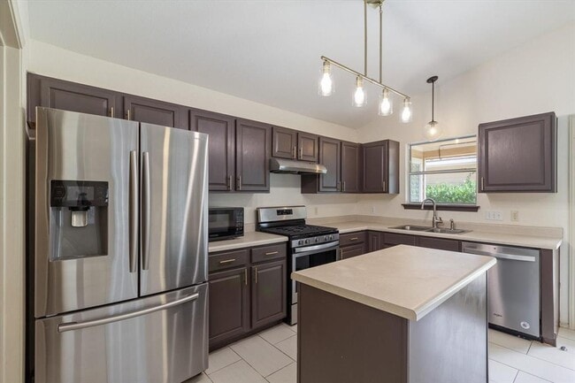 Building Photo - 4500 Mather