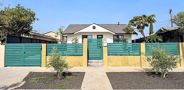 Building Photo - 1121 La Puerta St